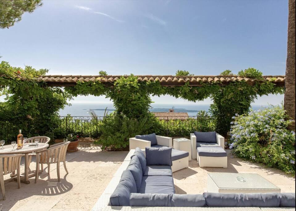 Le Castel Rose Super Cannes, Face Aux Iles De Lerins Vallauris Εξωτερικό φωτογραφία