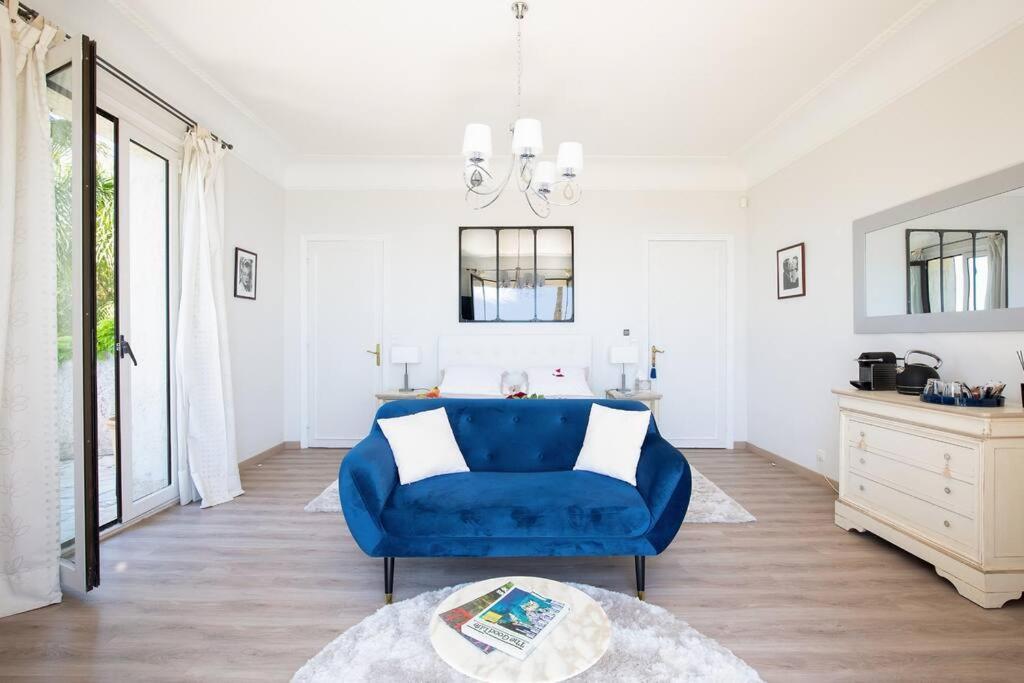 Le Castel Rose Super Cannes, Face Aux Iles De Lerins Vallauris Εξωτερικό φωτογραφία